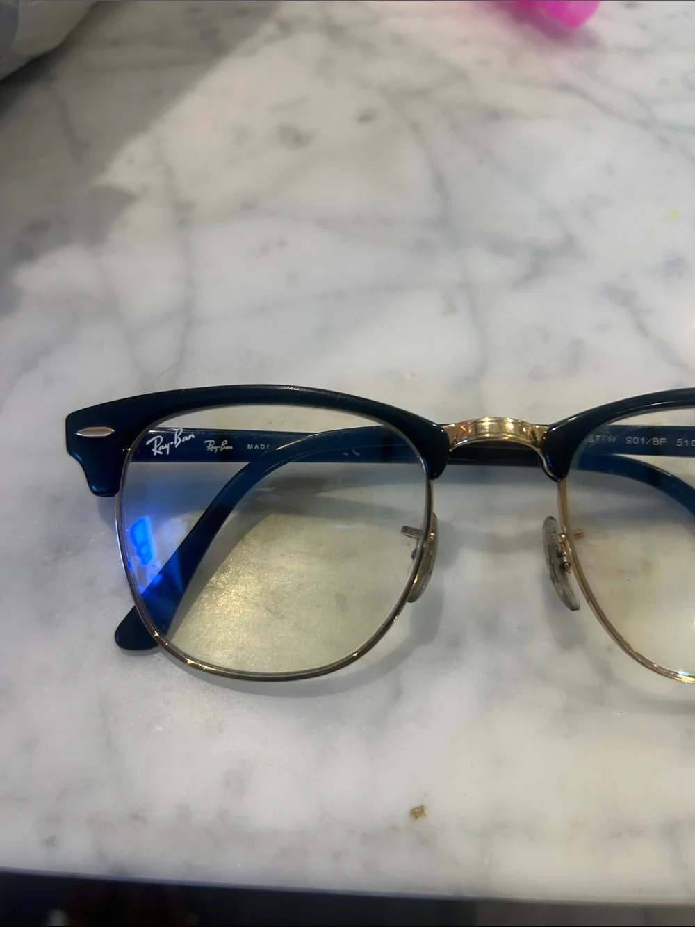 Ray-Ban Clubmaster Glasses in Black and Gold